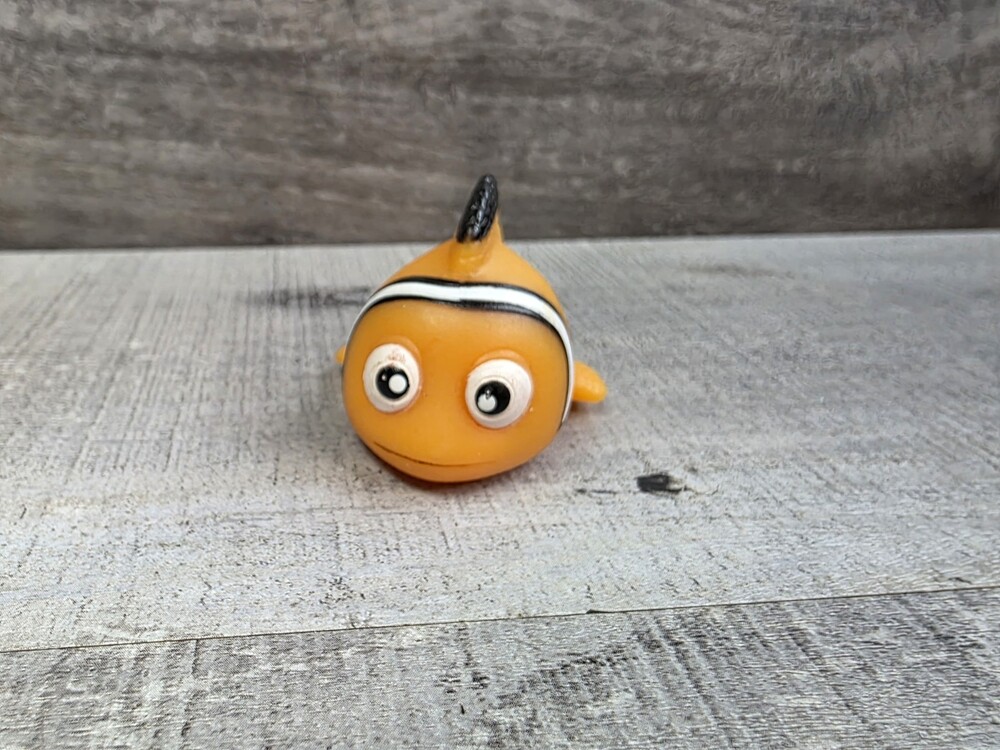 Disney Pixar Figure FINDING NEMO Fish Cake Topper g19a